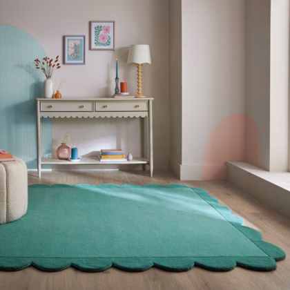Milo Scallop Plain Wool Rug