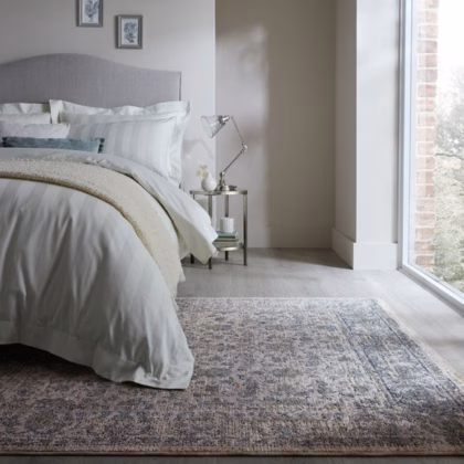 Remy Traditional Floral Rug