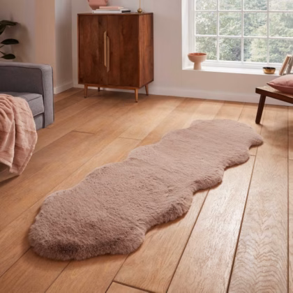Super Teddy Faux Sheepskin Rug