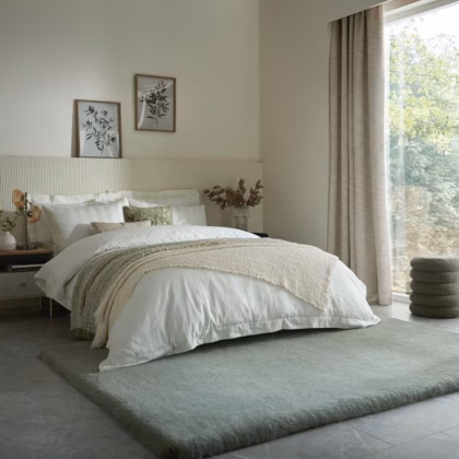Ivy Luxury Supersoft Faux Fur Rug